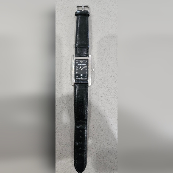 Women's Emporio Armani Watch Classic Black/Leather 34x29 mm - Picture 3 of 5